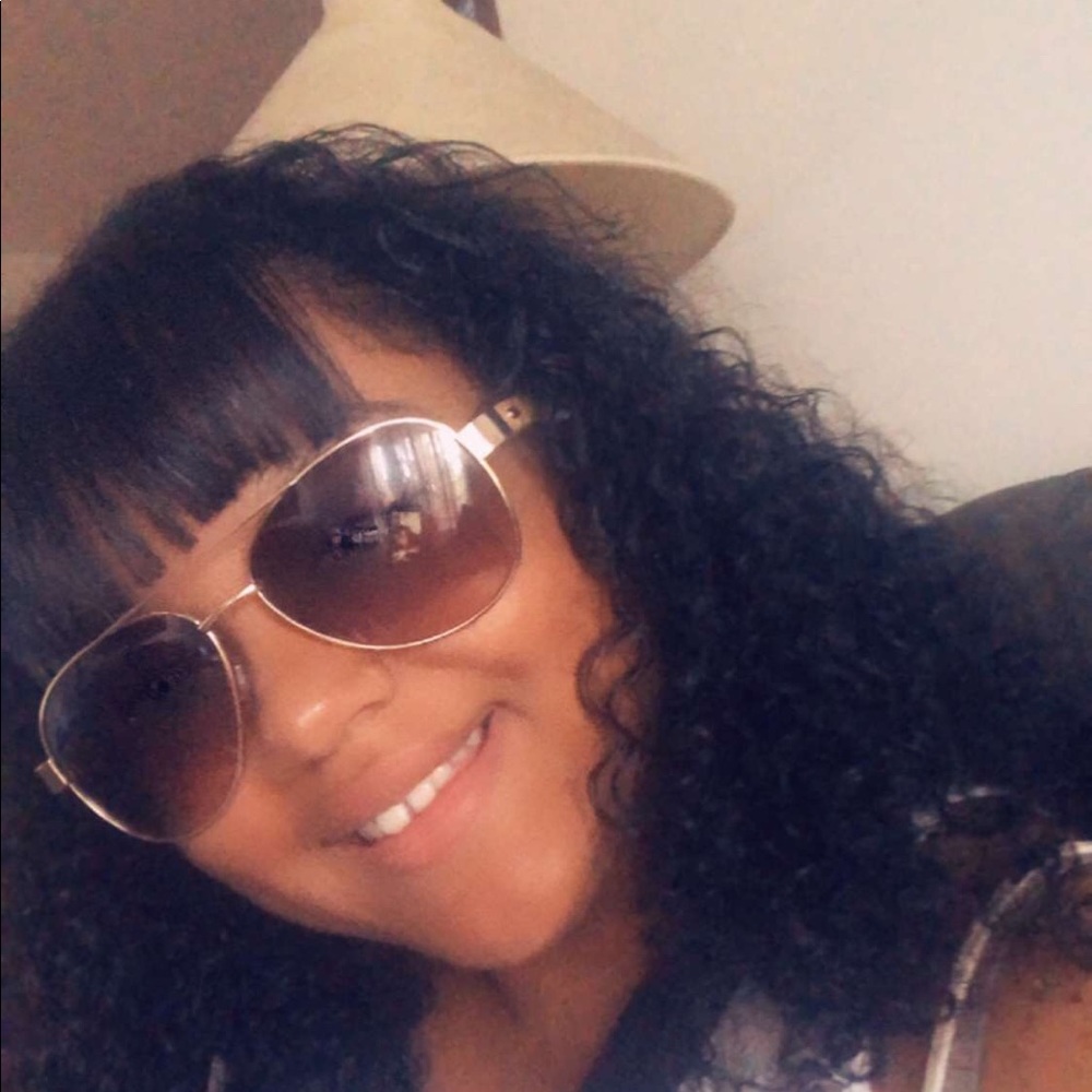 Meet your Posher, Janessa